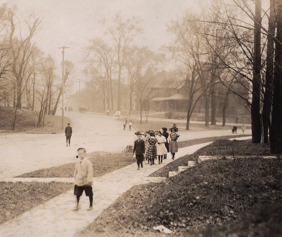 16th & Indianola 1910